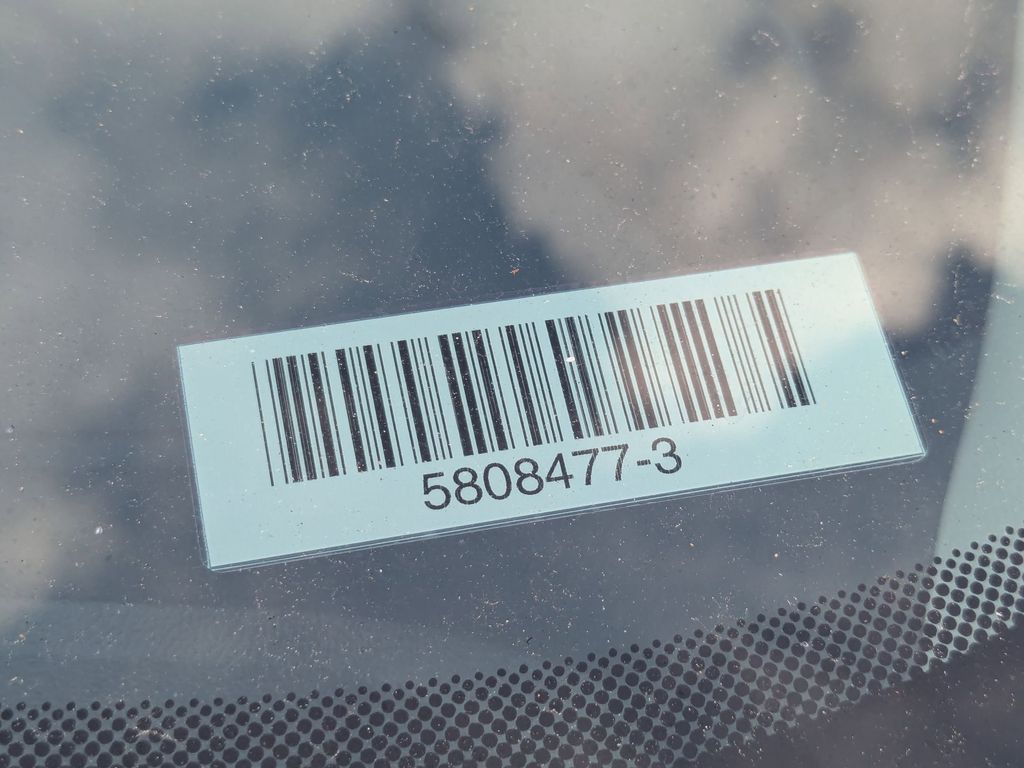 Thumbnail: 2025 Hyundai Elantra - 32