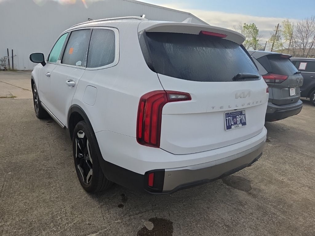 Thumbnail: 2025 Kia Telluride - 9