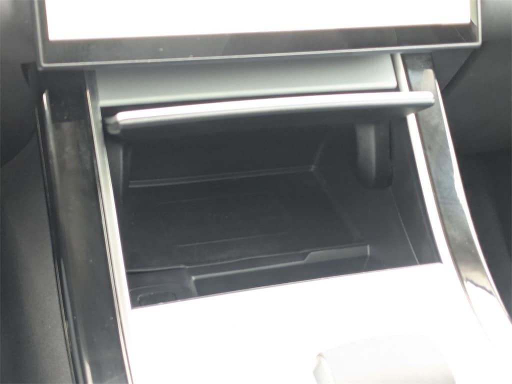 Thumbnail: 2024 Land Rover Range Rover Velar - 22