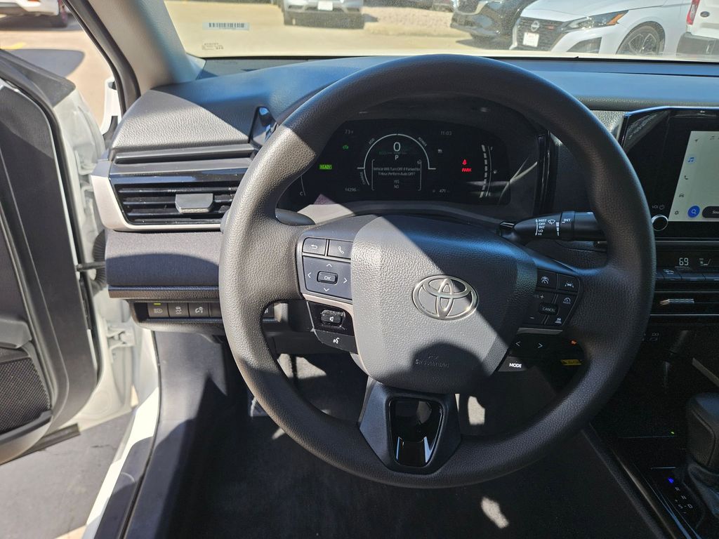 Thumbnail: 2025 Toyota Camry - 18