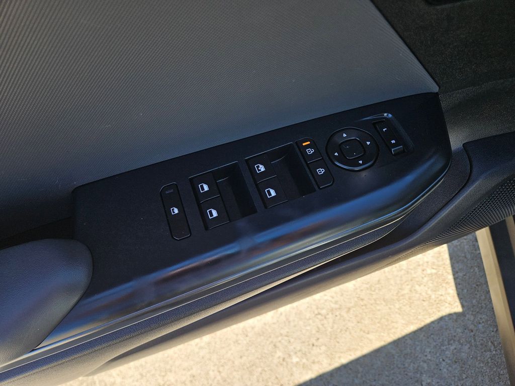 Thumbnail: 2025 Kia K4 - 15