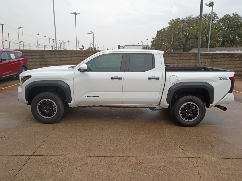 Thumbnail: 2025 Toyota Tacoma - 4