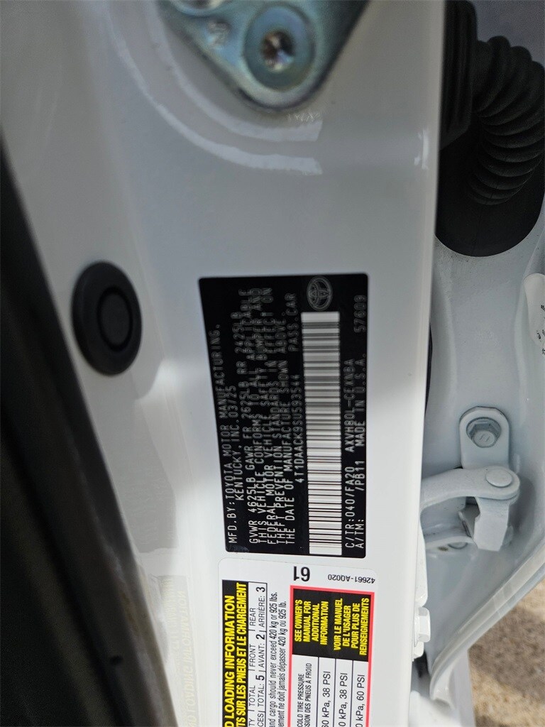 Thumbnail: 2025 Toyota Camry - 30