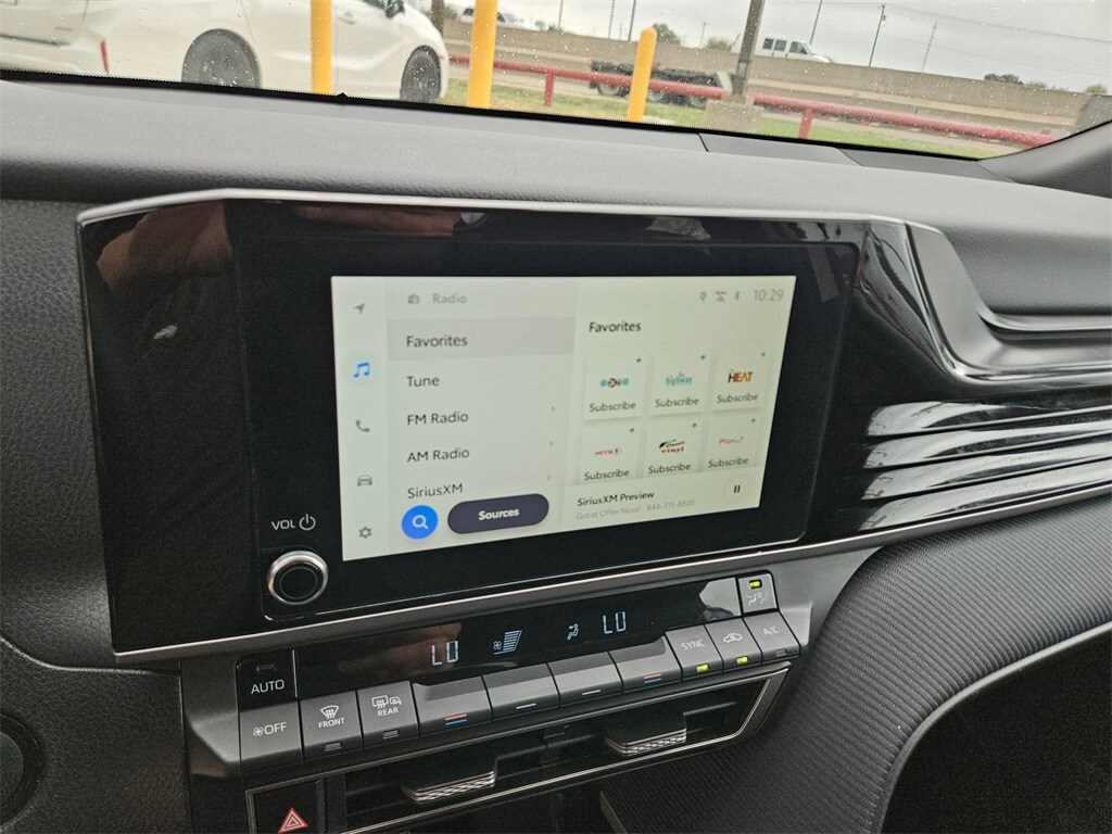 Thumbnail: 2025 Toyota Camry - 21