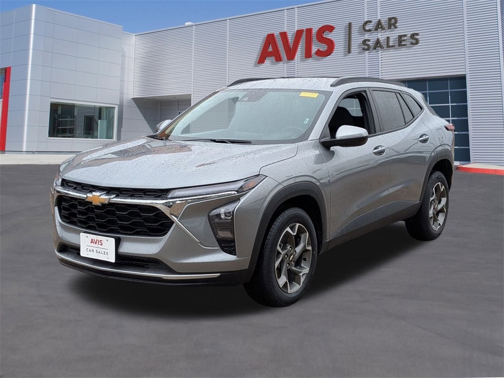 Thumbnail: 2025 Chevrolet Trax - 1