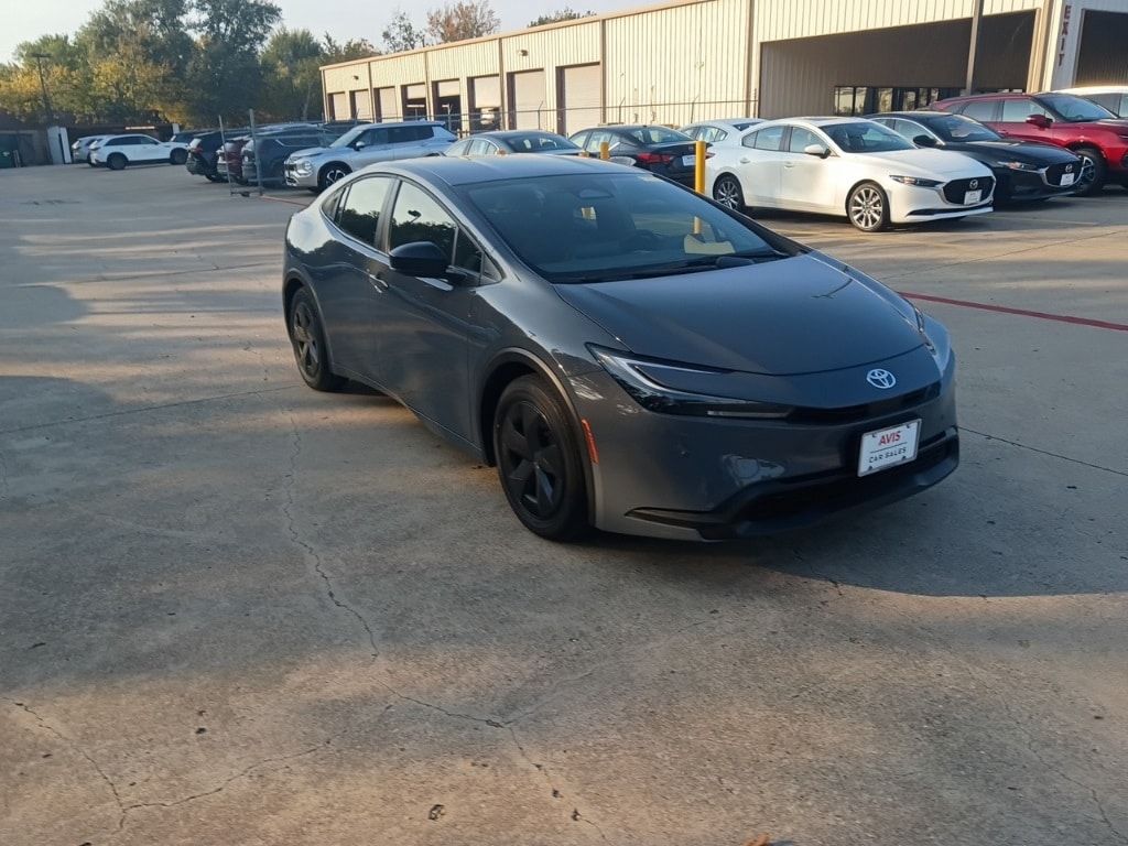 Thumbnail: 2025 Toyota Prius - 6