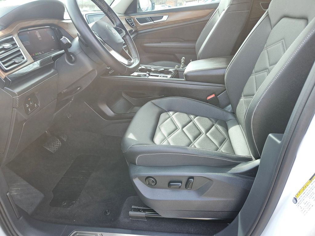 Thumbnail: 2025 Volkswagen Atlas - 11