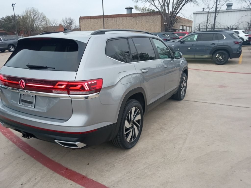 Thumbnail: 2025 Volkswagen Atlas - 9