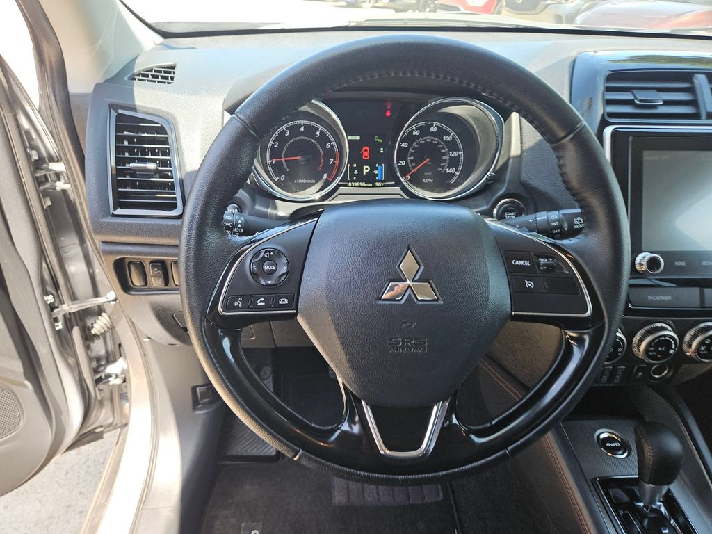 Thumbnail: 2025 Mitsubishi Outlander Sport - 18