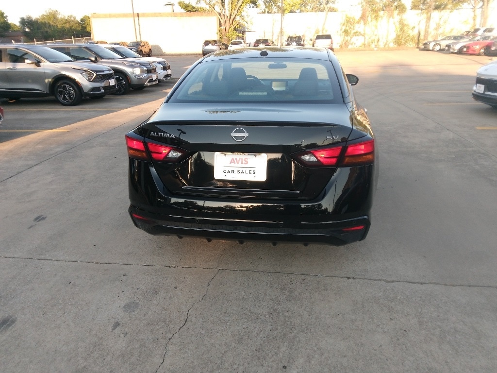 Thumbnail: 2024 Nissan Altima - 6