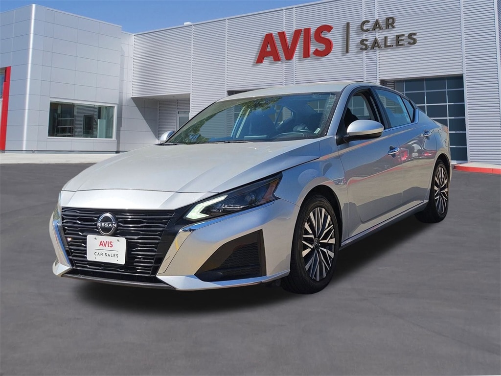 2024 Nissan Altima SV