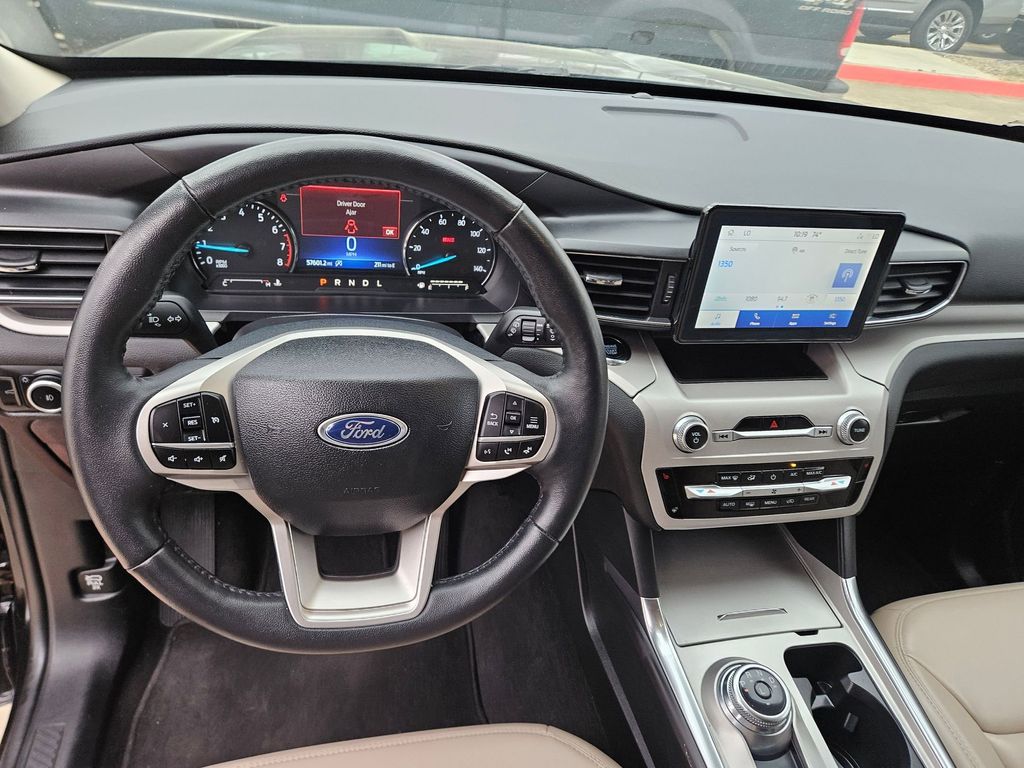 Thumbnail: 2024 Ford Explorer - 17