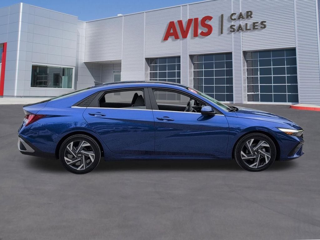 Thumbnail: 2025 Hyundai Elantra - 5