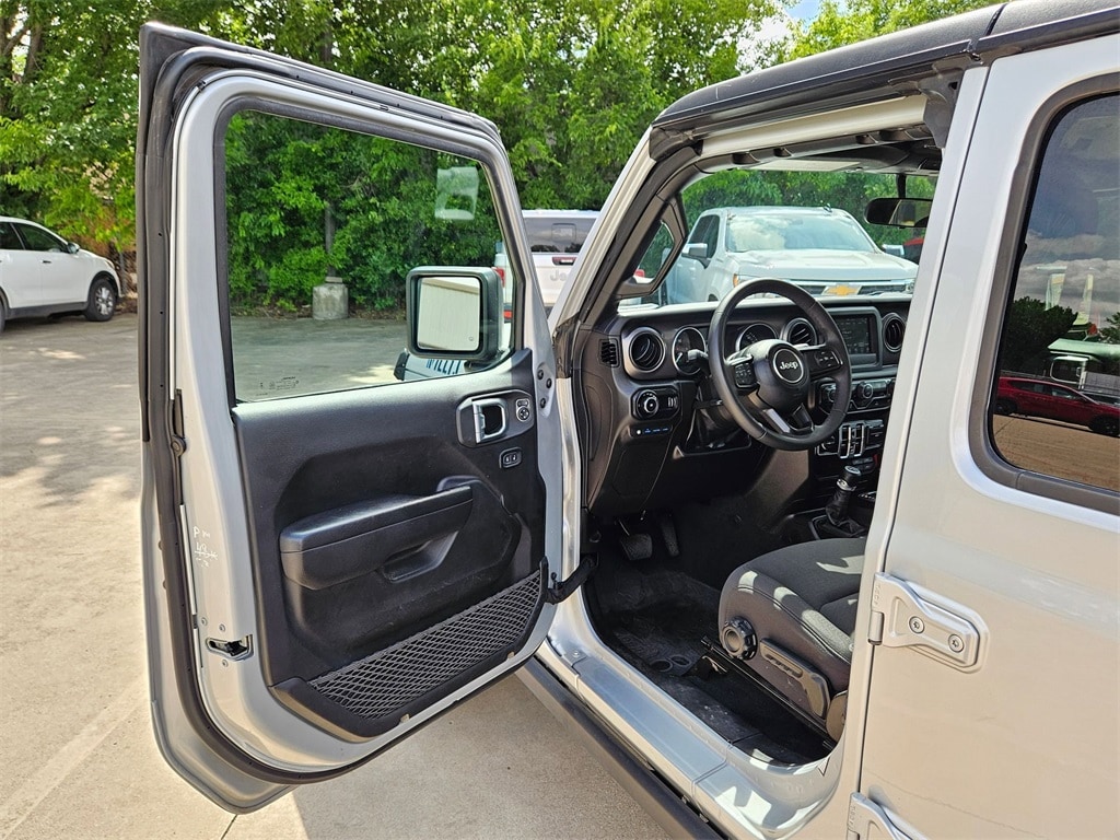 Thumbnail: 2023 Jeep Wrangler - 11