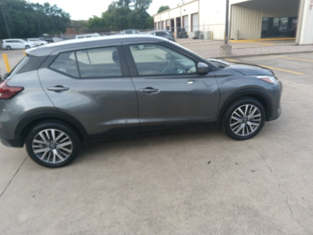 Thumbnail: 2024 Nissan Kicks - 7