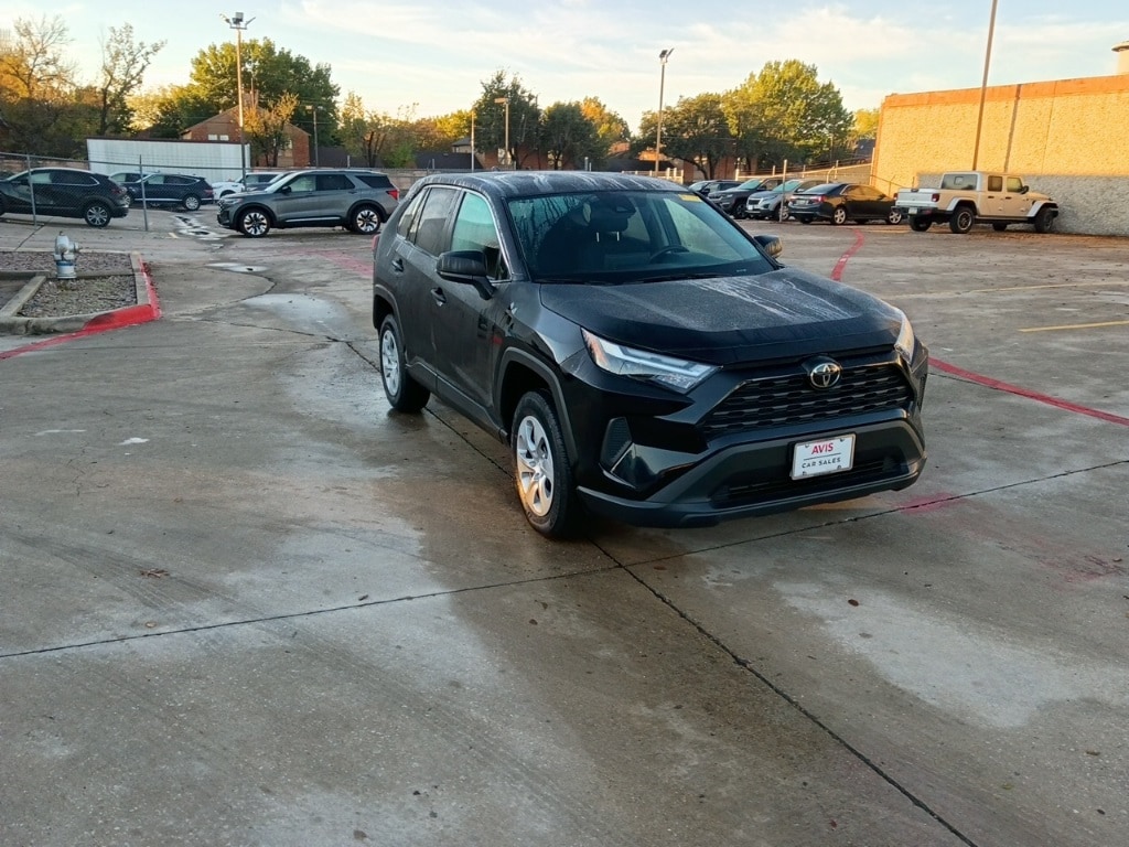 Thumbnail: 2025 Toyota RAV4 - 6