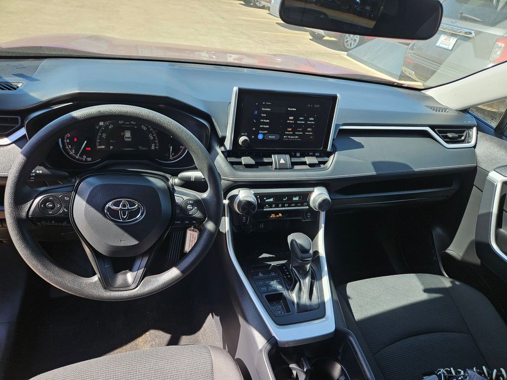 Thumbnail: 2025 Toyota RAV4 - 16