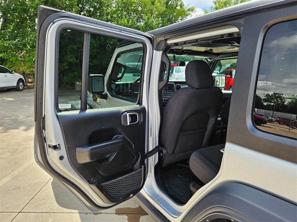 Thumbnail: 2023 Jeep Wrangler - 22