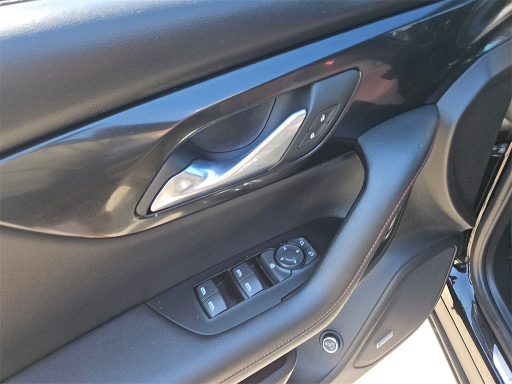 Thumbnail: 2025 Chevrolet Blazer - 13