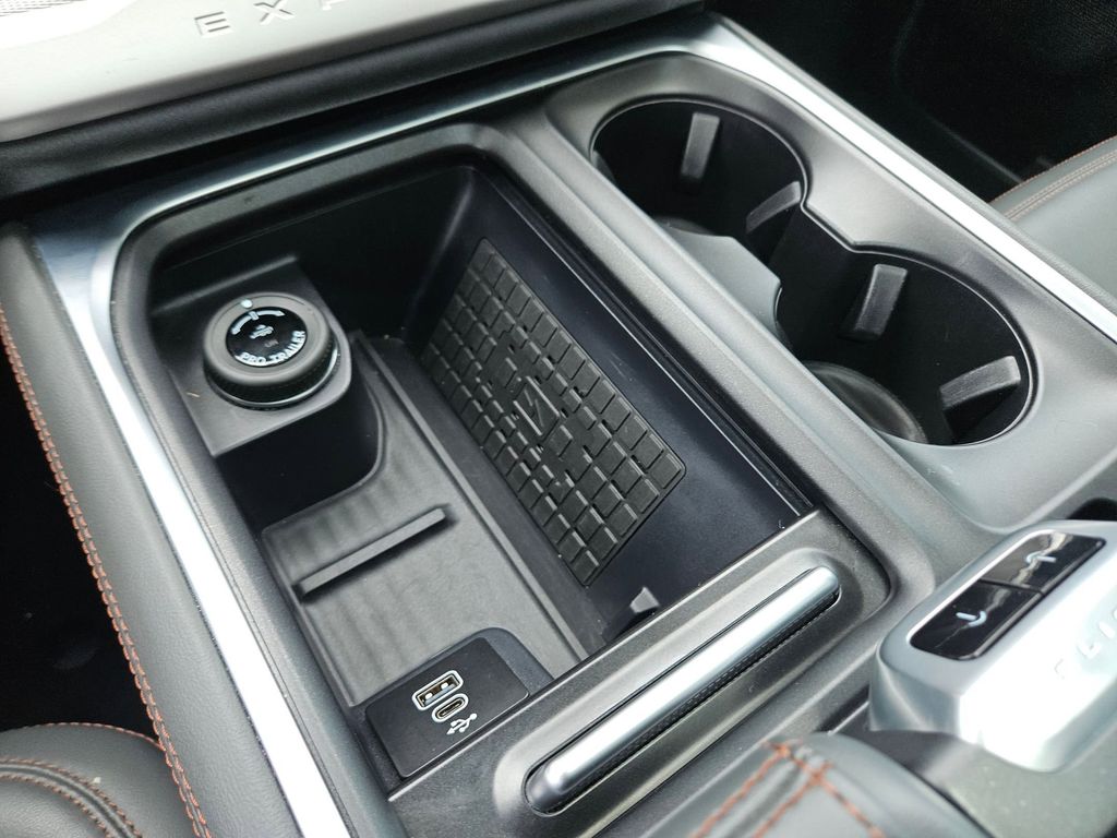 Thumbnail: 2025 Ford Expedition - 30