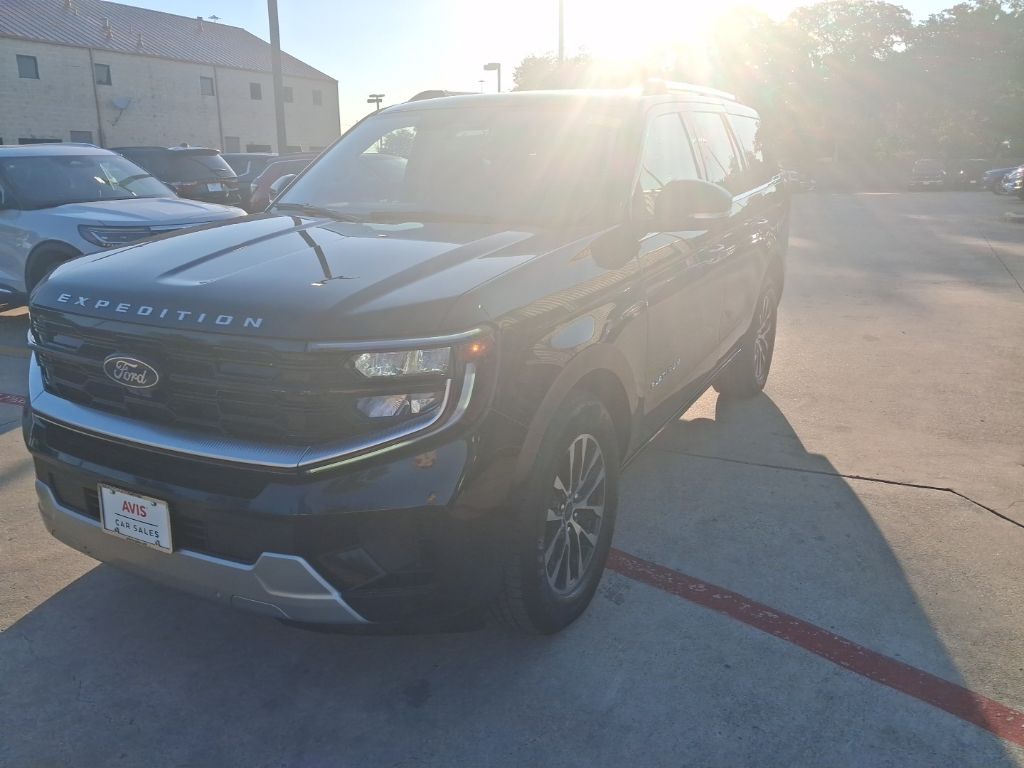 2025 Ford Expedition Platinum 4x4's photo