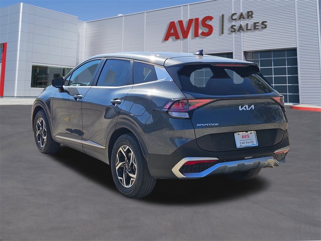 Thumbnail: 2024 Kia Sportage - 3