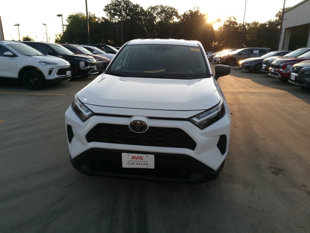 Thumbnail: 2025 Toyota RAV4 - 2