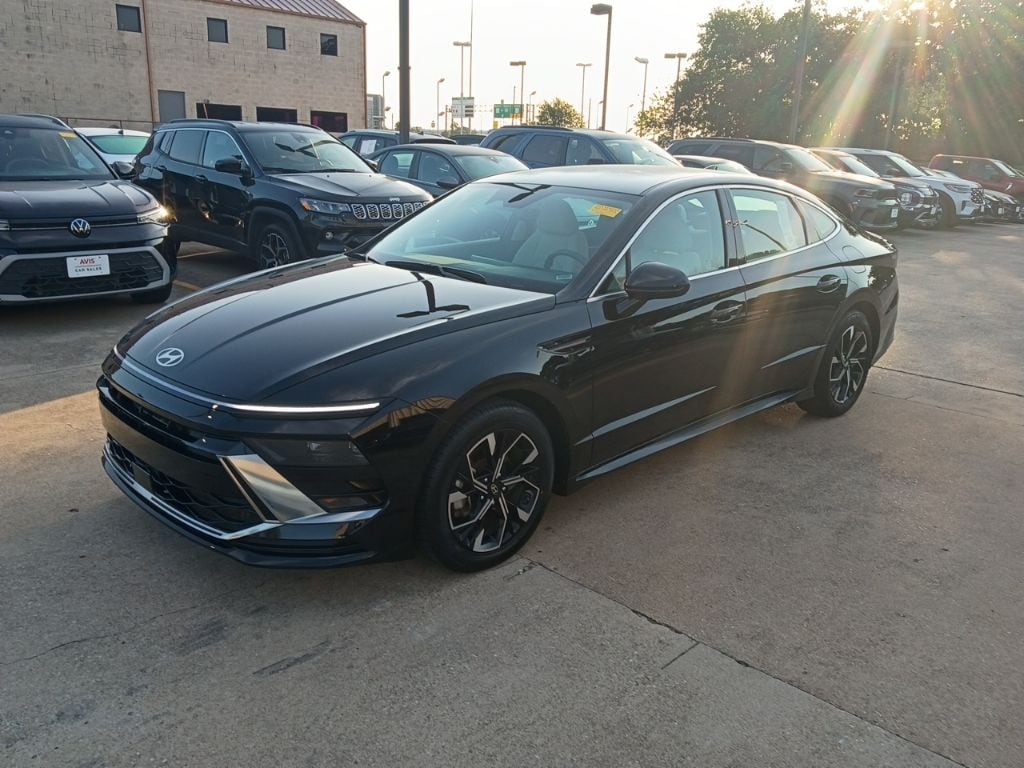 2025 Hyundai Sonata's photo
