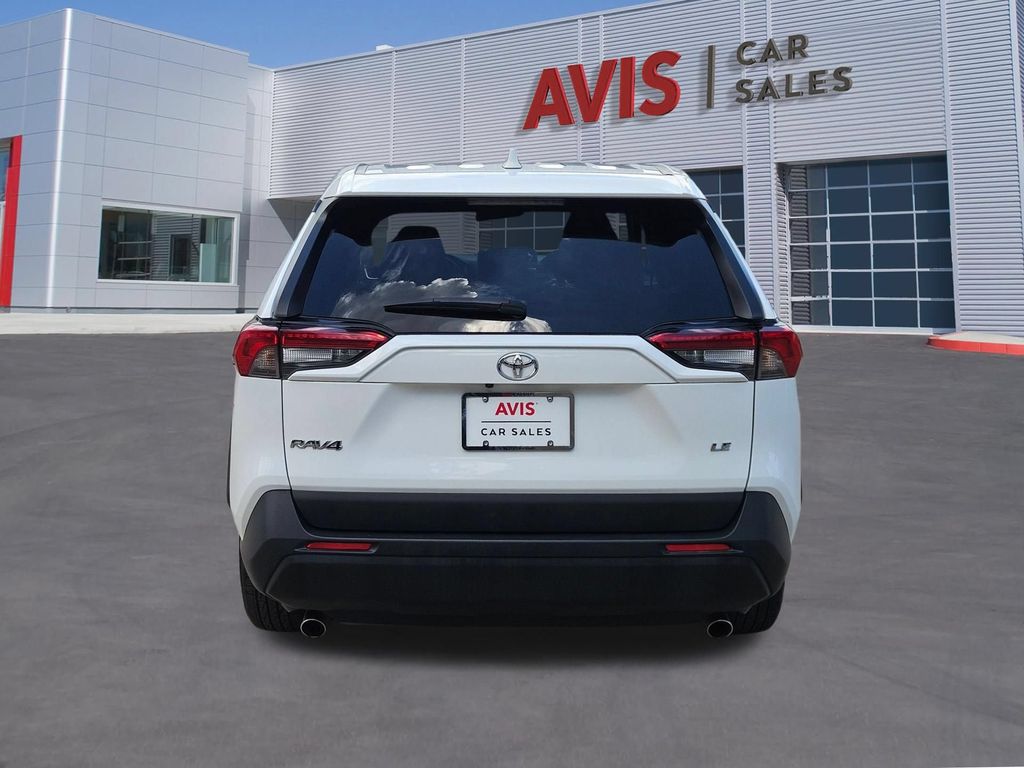 Thumbnail: 2025 Toyota RAV4 - 5