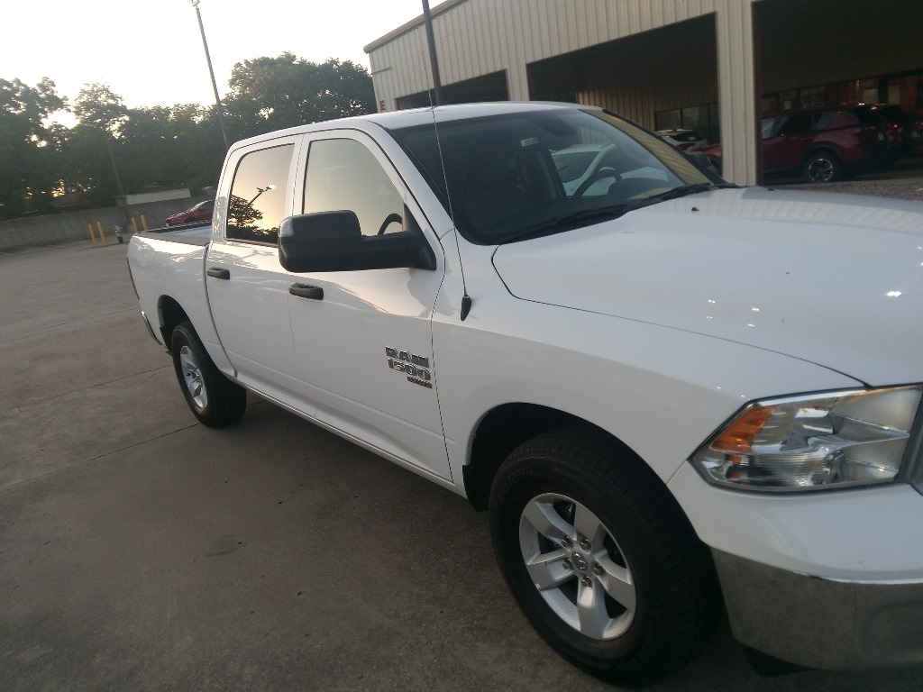 Thumbnail: 2023 RAM 1500 Classic - 8