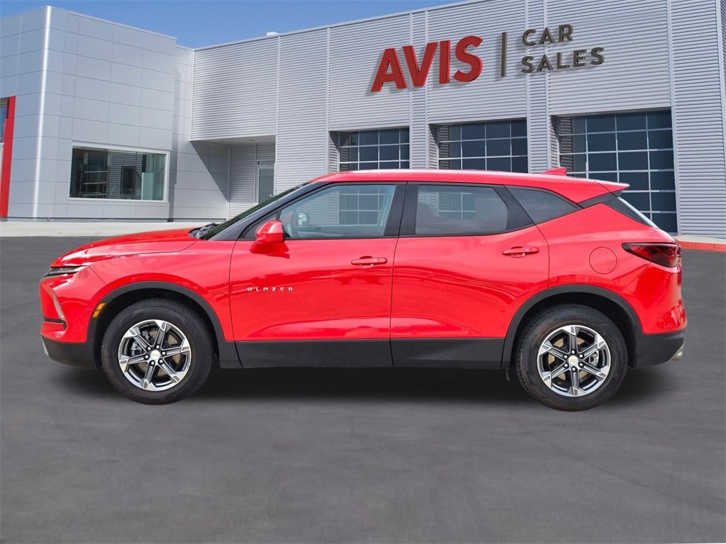 Thumbnail: 2023 Chevrolet Blazer - 10