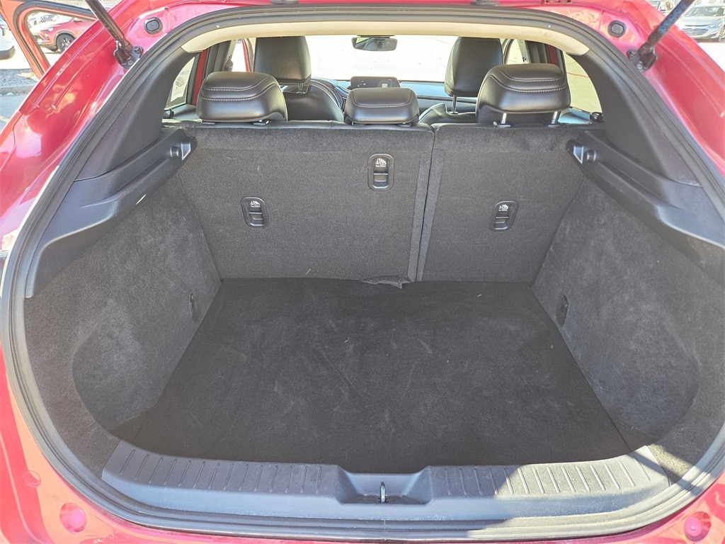 Thumbnail: 2025 Mazda CX-30 - 24