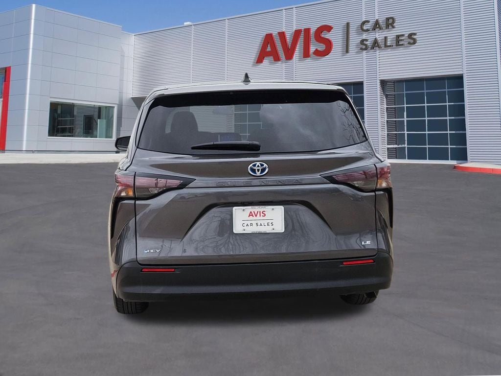 Thumbnail: 2025 Toyota Sienna - 5