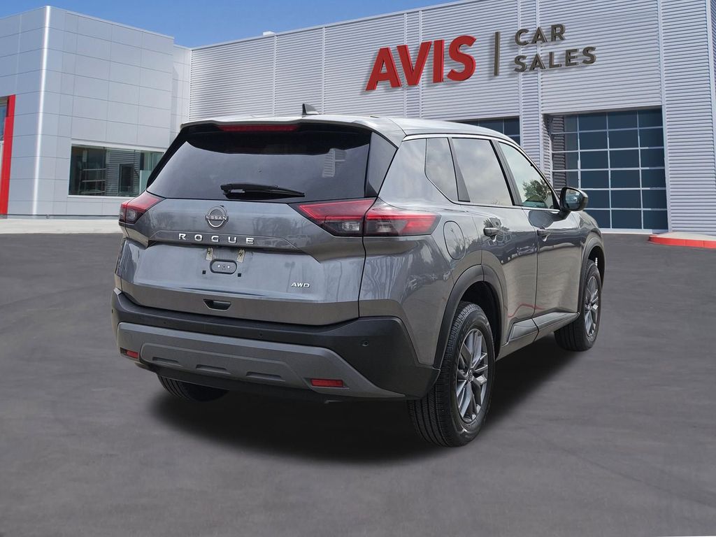 Thumbnail: 2023 Nissan Rogue - 6