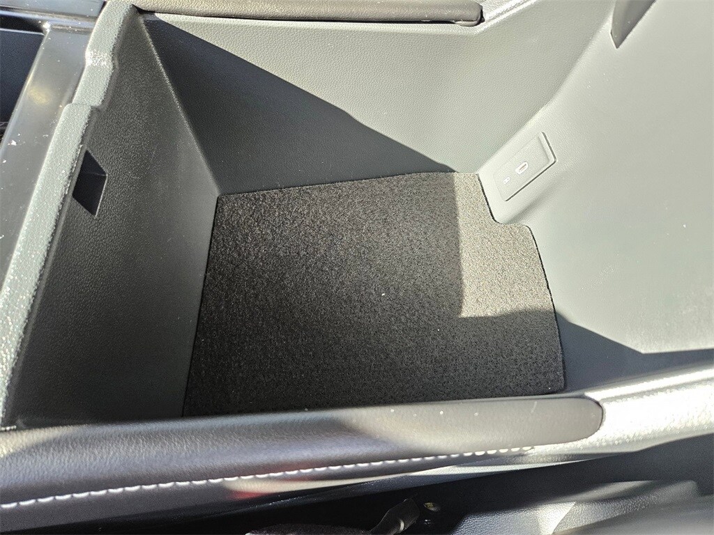 Thumbnail: 2025 Volkswagen Atlas - 26