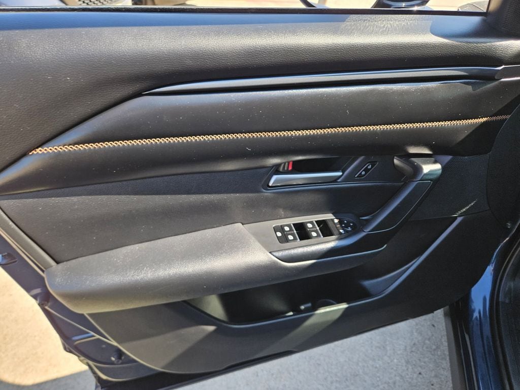 Thumbnail: 2025 Mazda CX-50 - 14