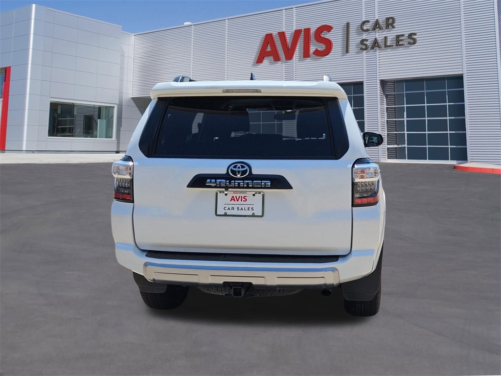 Thumbnail: 2024 Toyota 4Runner - 10