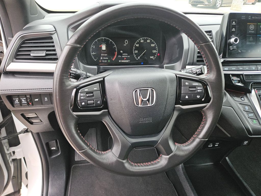 Thumbnail: 2025 Honda Odyssey - 18