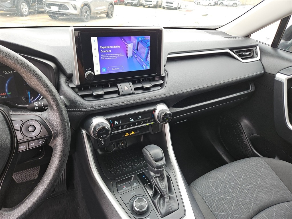 Thumbnail: 2025 Toyota RAV4 - 20