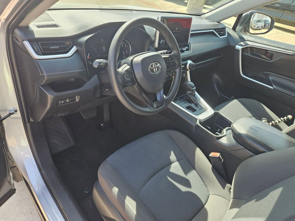 Thumbnail: 2025 Toyota RAV4 - 13