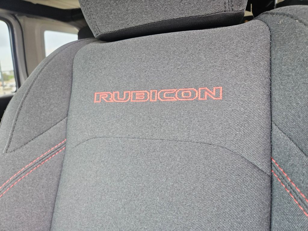 Thumbnail: 2025 Jeep Wrangler - 28