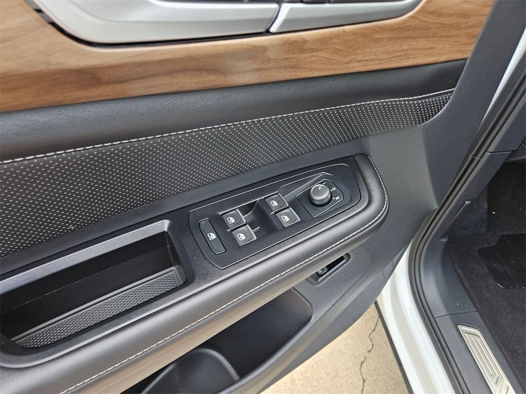 Thumbnail: 2025 Volkswagen Atlas - 14