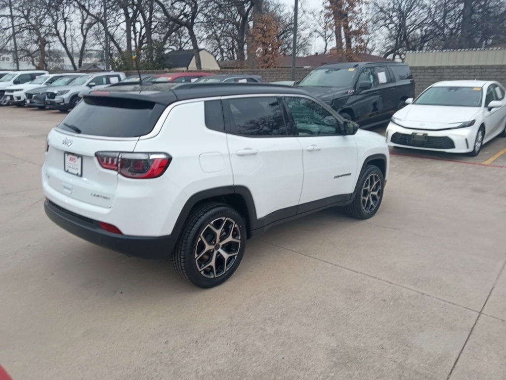 Thumbnail: 2025 Jeep Compass - 9