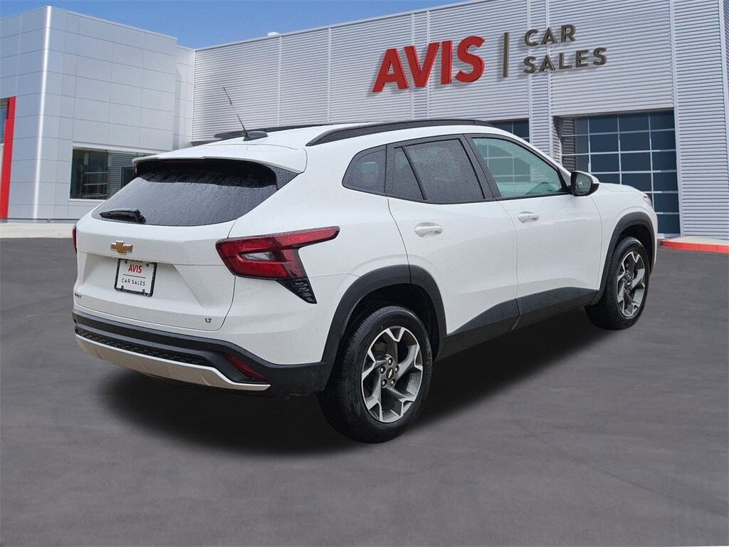 Thumbnail: 2025 Chevrolet Trax - 6