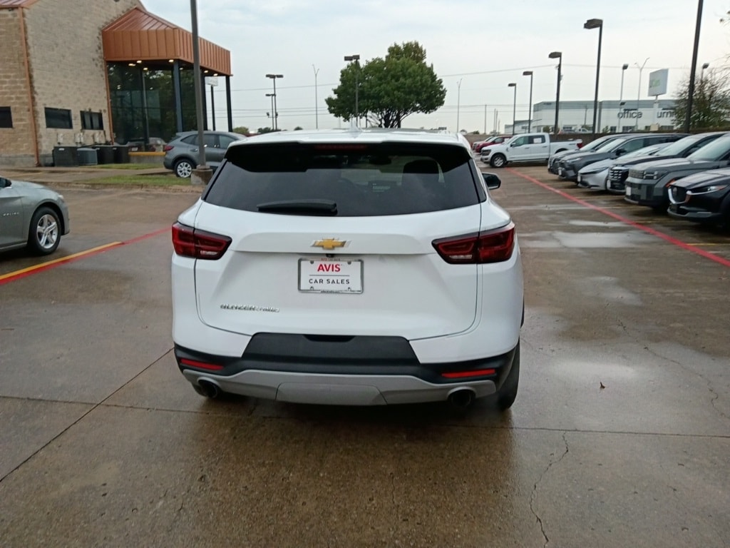 Thumbnail: 2023 Chevrolet Blazer - 6