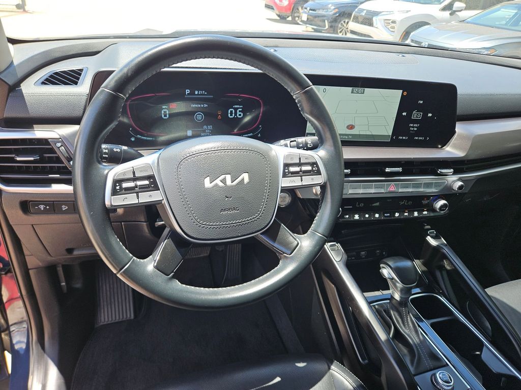 Thumbnail: 2025 Kia Telluride - 17
