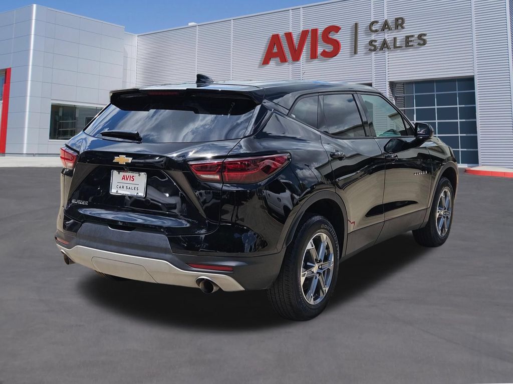 Thumbnail: 2025 Chevrolet Blazer - 6