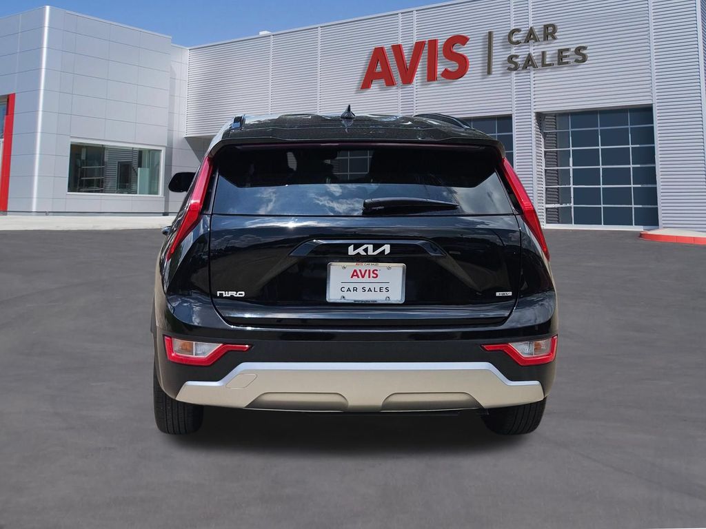 Thumbnail: 2025 Kia Niro - 5