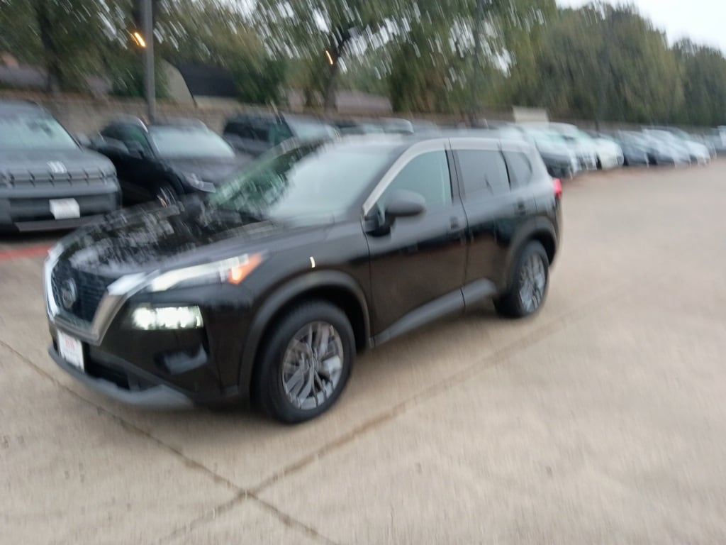 Thumbnail: 2023 Nissan Rogue - 1