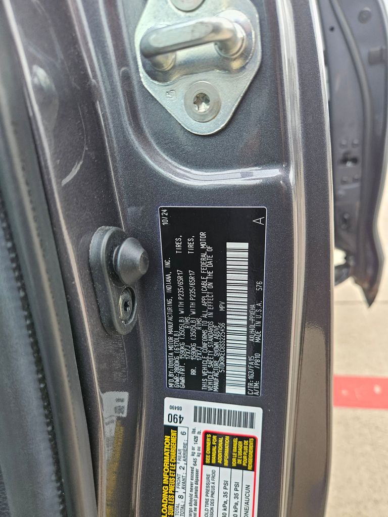 Thumbnail: 2025 Toyota Sienna - 28